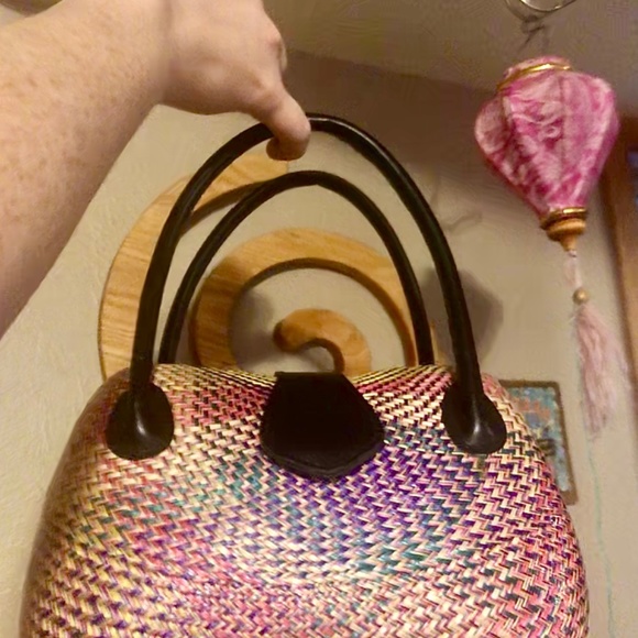 Purse of your dreams! Rainbow and Woven - Picture 4 of 5